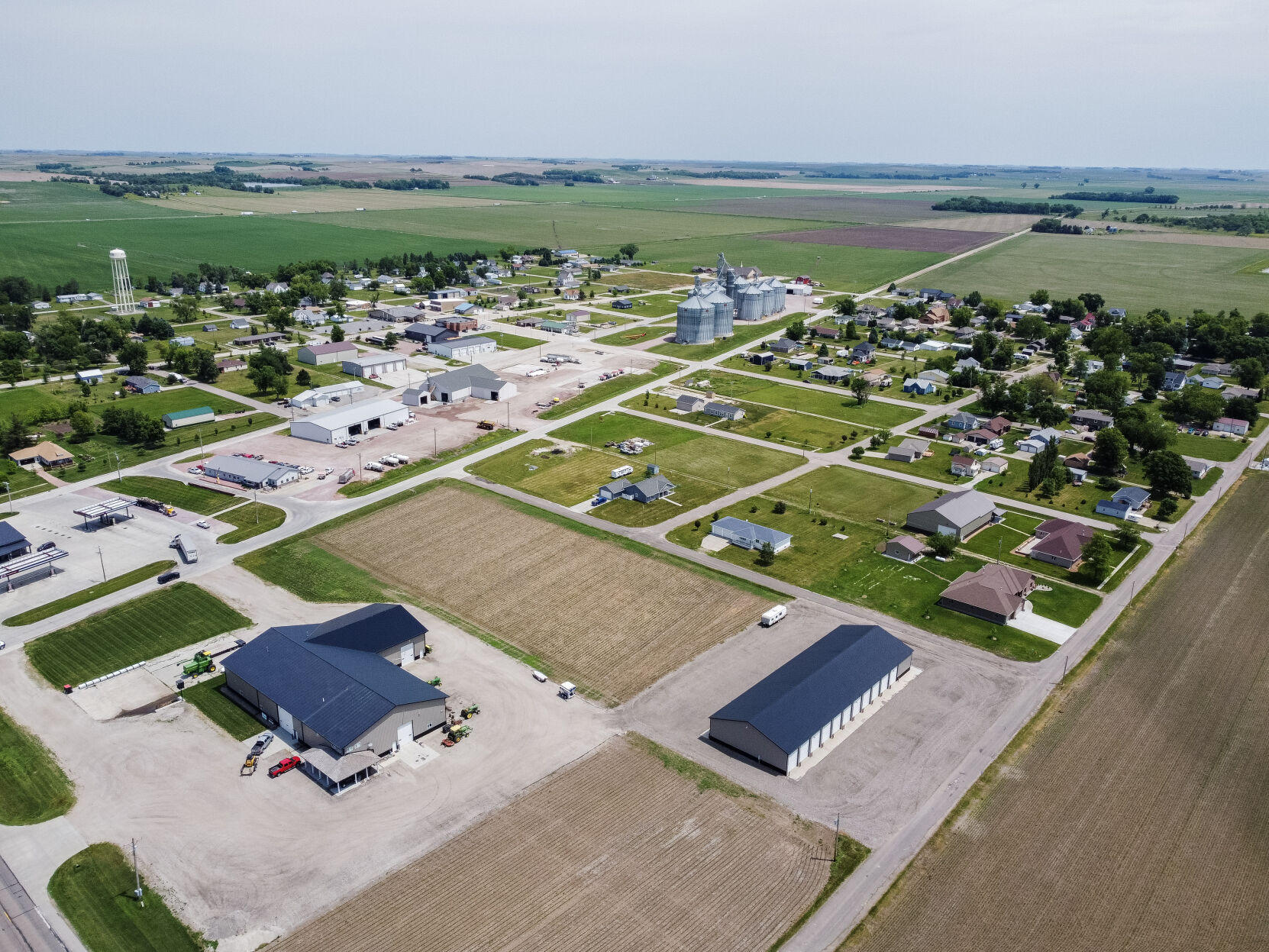 Pilger tornadoes/COPYRIGHT RESTRICTED